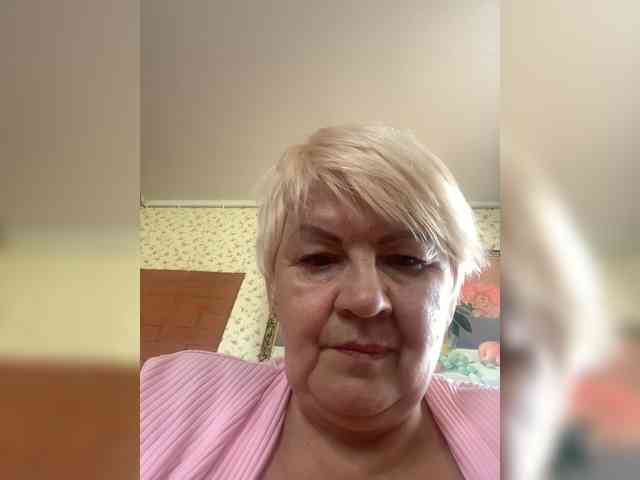 Laura-milf webcam