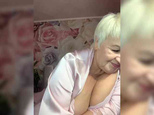 Laura-milf webcam