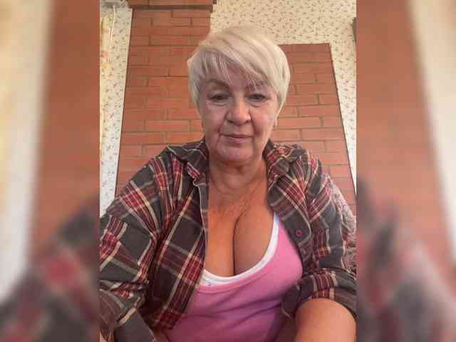 Laura-milf webcam