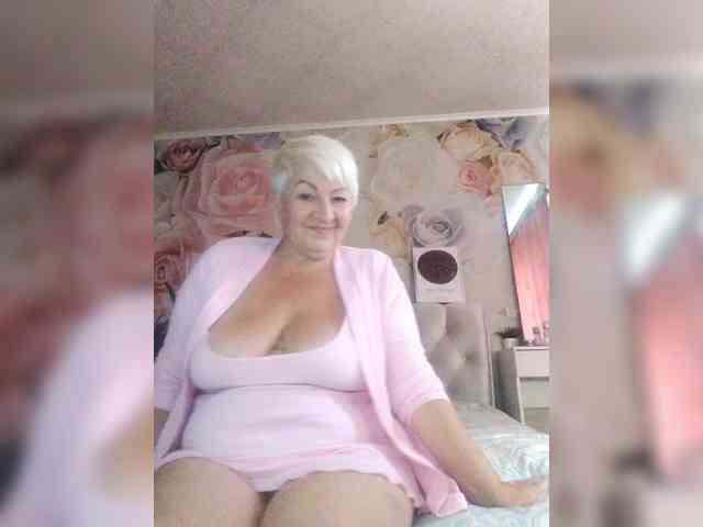 Laura-milf webcam