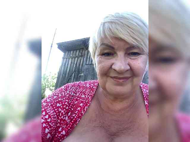 Laura-milf webcam