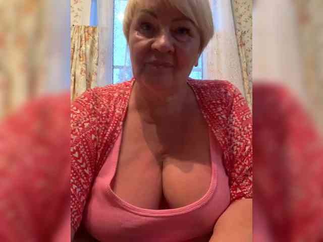 Laura-milf webcam