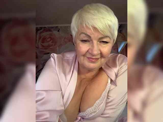 Laura-milf webcam
