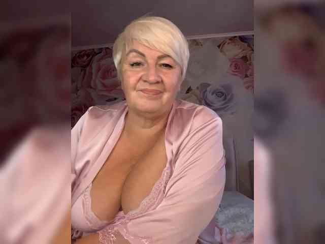 Laura-milf webcam