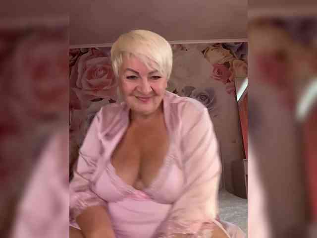 Laura-milf webcam