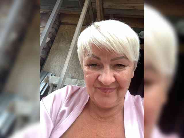 laura-milf Live Webcam on BongaCams