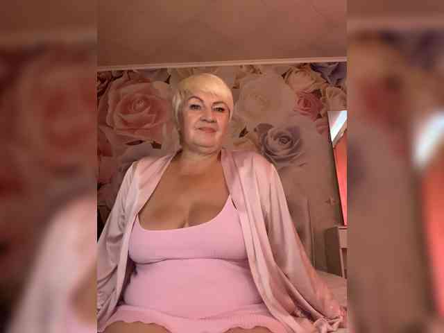 Laura-milf webcam