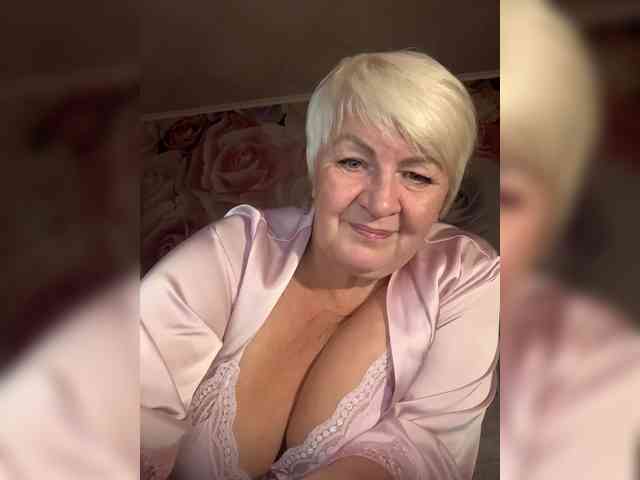 Laura-milf webcam