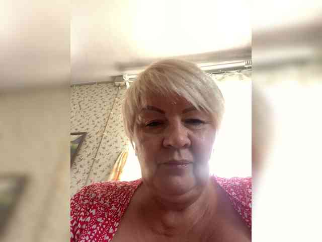 Laura-milf webcam