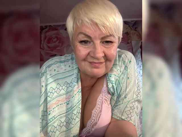 Laura-milf webcam