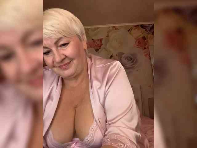 Laura-milf webcam