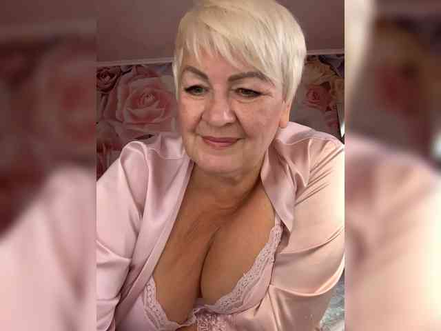 Laura-milf webcam