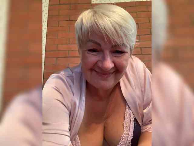 Laura-milf webcam