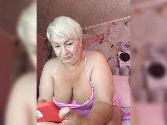 Laura-milf webcam