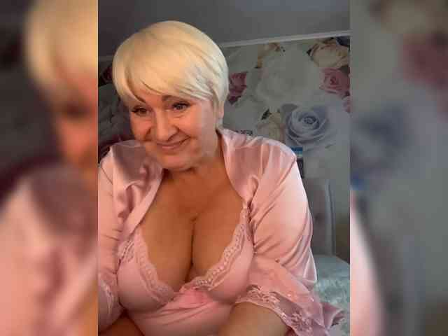 Laura-milf webcam