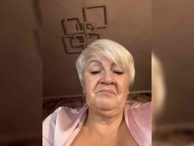 Laura-milf webcam