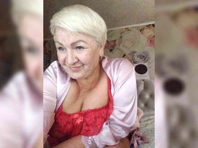Laura-milf webcam