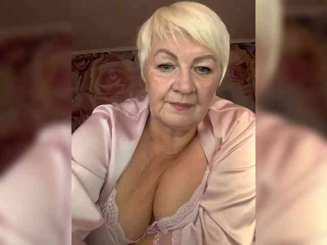 Laura-milf webcam