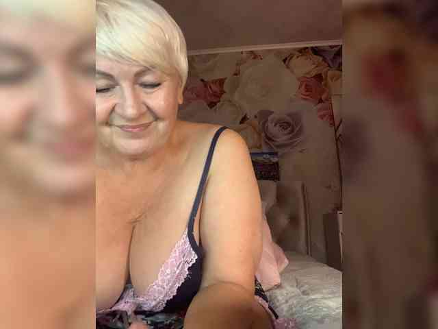 Laura-milf webcam