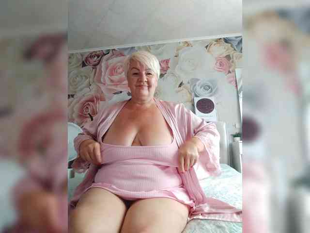 Laura-milf webcam