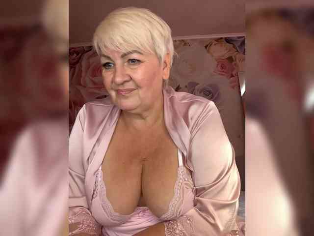 Laura-milf webcam
