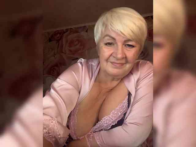 Laura-milf webcam
