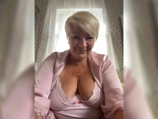 Laura-milf webcam