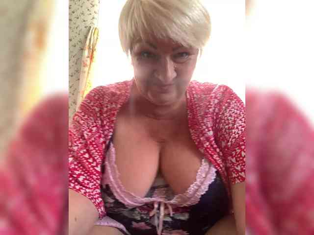 Laura-milf webcam