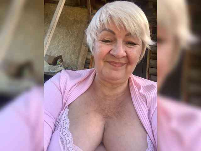 Laura-milf webcam
