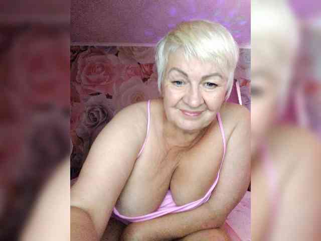 Laura-milf webcam