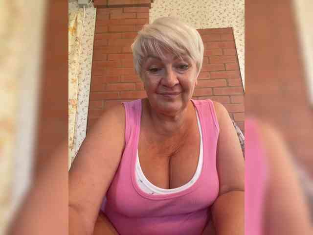 Laura-milf webcam