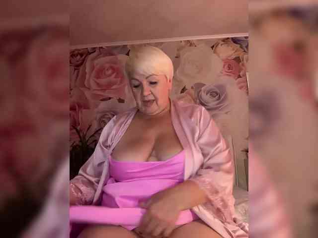 Laura-milf webcam