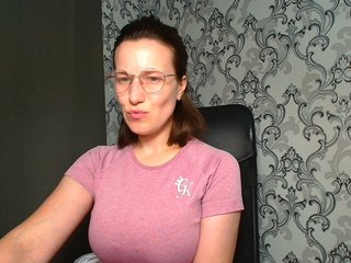 BellaKisss1