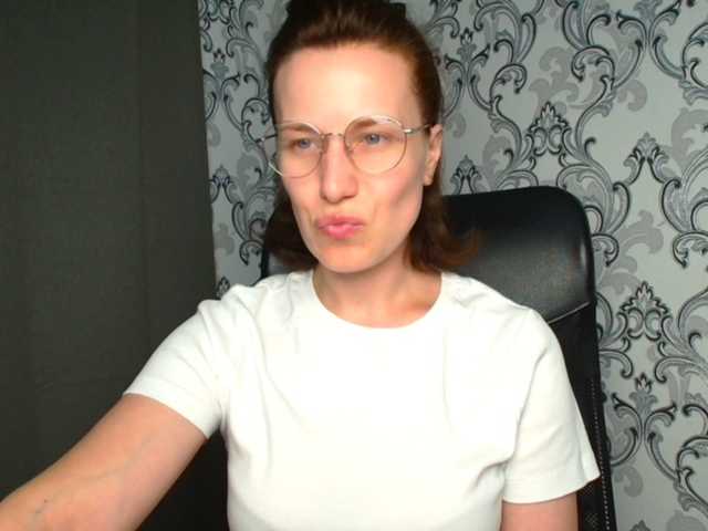 BellaKisss1