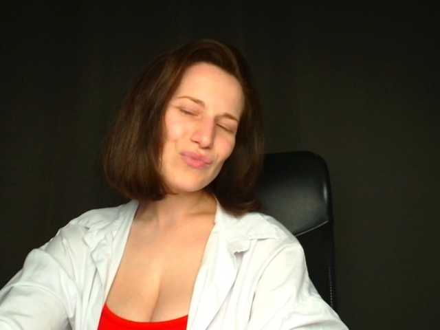BellaKisss1