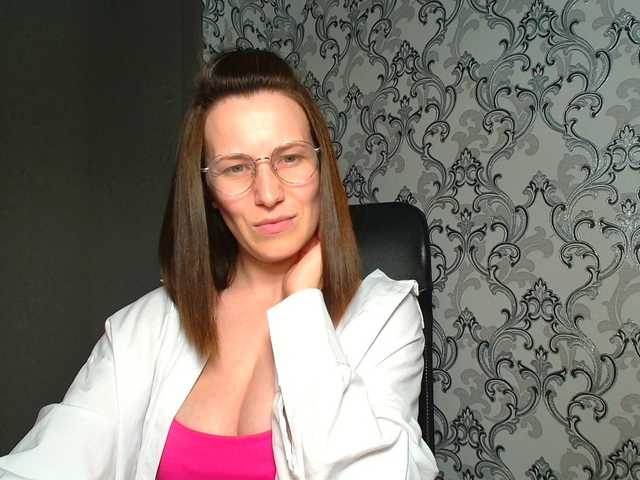 BellaKisss1