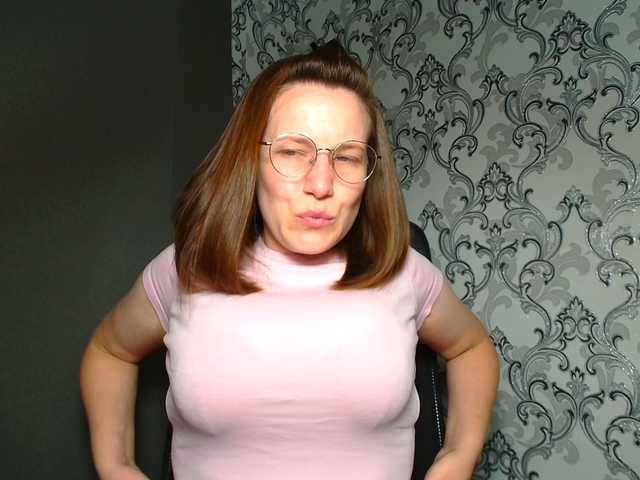 BellaKisss1