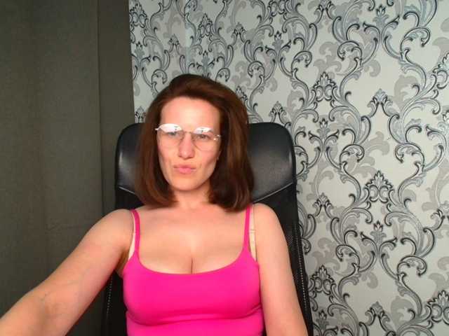 BellaKisss1 live cam