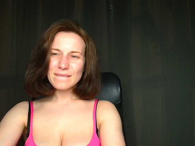 BellaKisss1