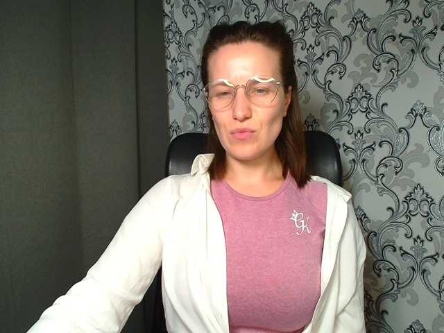 BellaKisss1