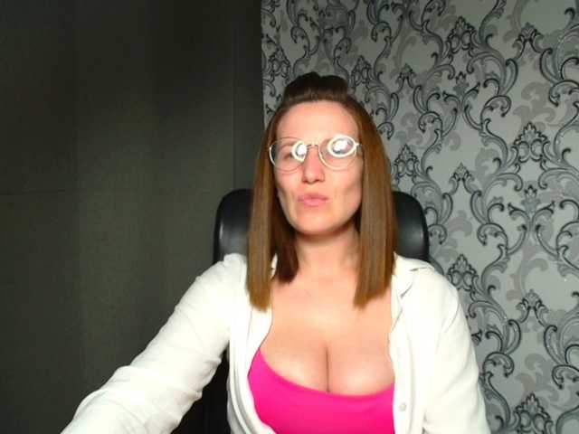 BellaKisss1
