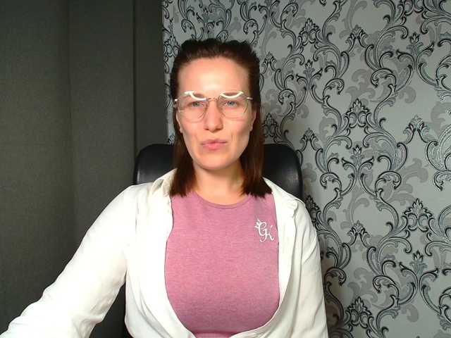 BellaKisss1