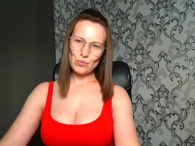 BellaKisss1