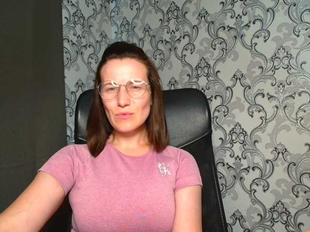 BellaKisss1 live webcam show