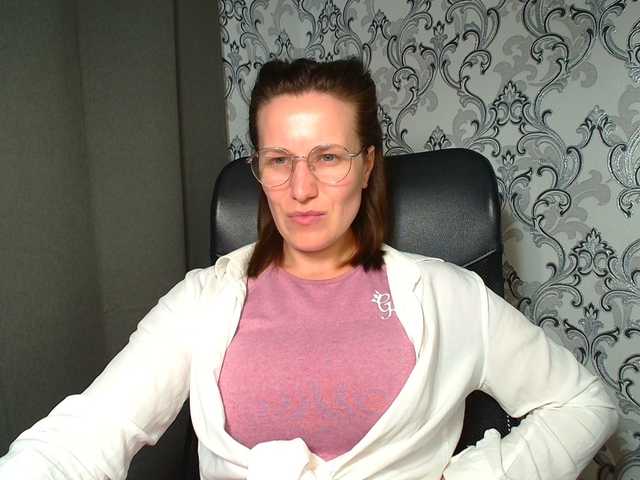 BellaKisss1