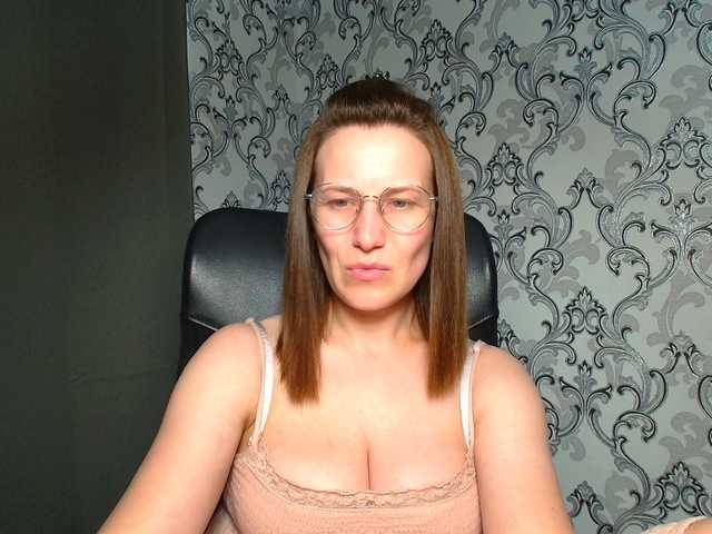 BellaKisss1