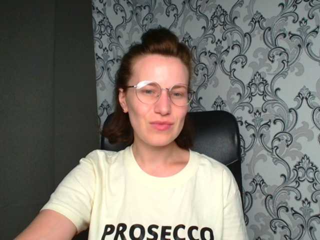 BellaKisss1