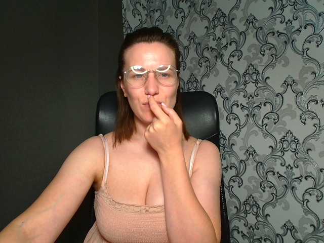 BellaKisss1