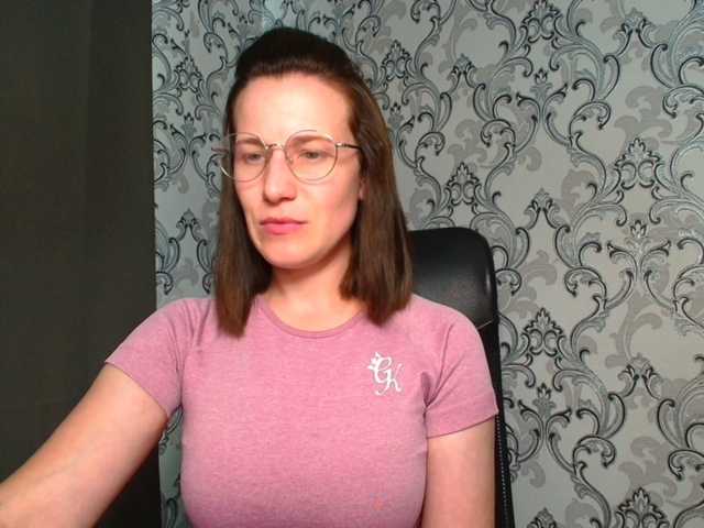 BellaKisss1 live webcam show