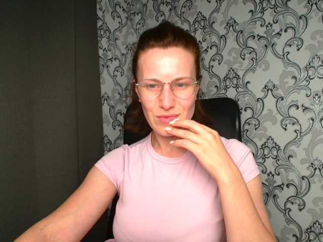 BellaKisss1